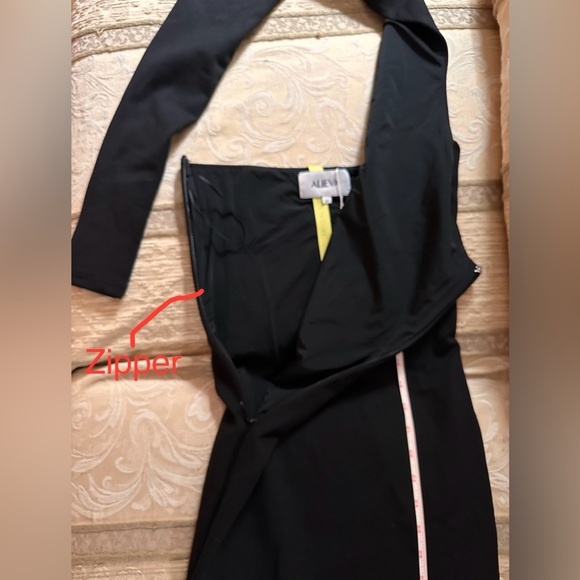 NWT Beautiful Super Sexy Little Midi Black Dress, by ALIEVA, w/stretchy material - Picture 5 of 16